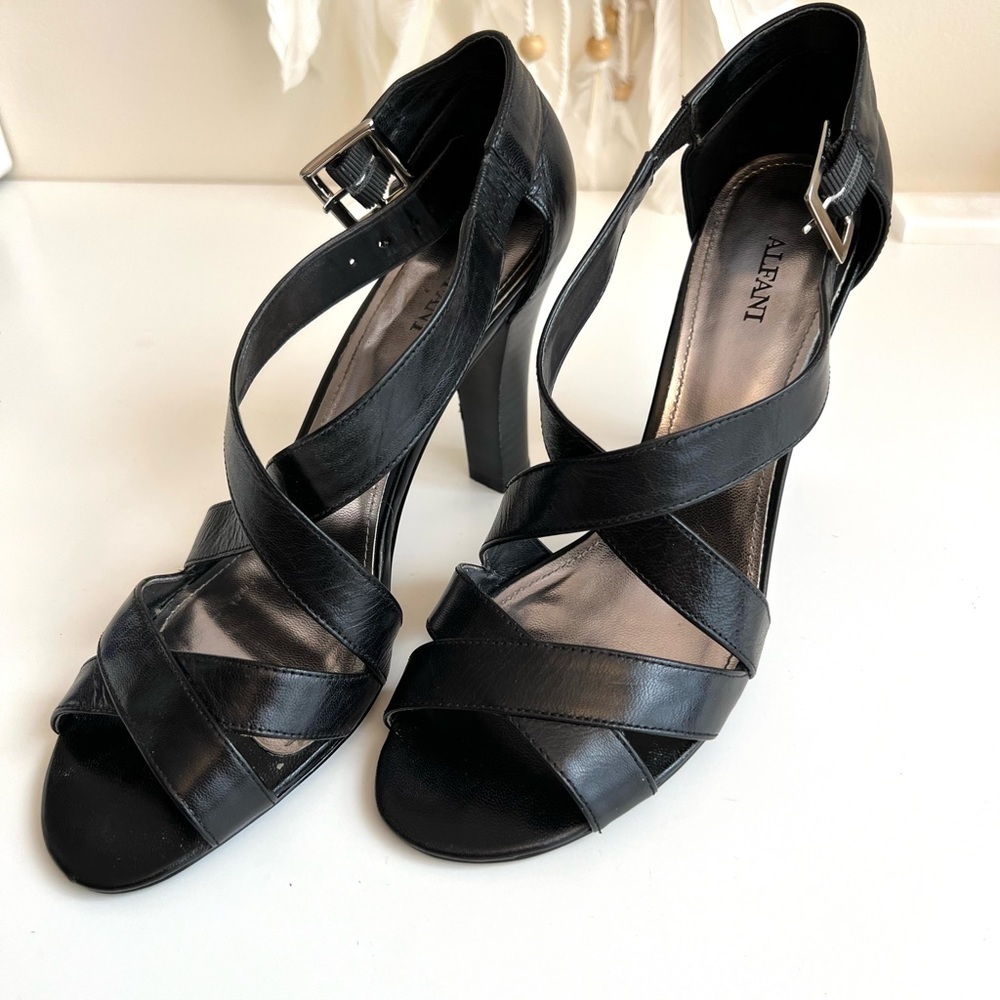 Alfani Women Black LeatherStrap Sandals